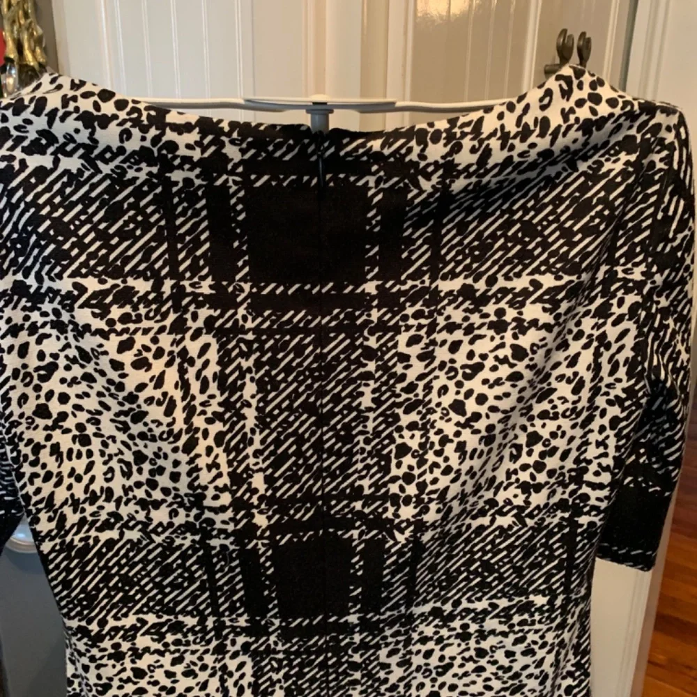 Antonio Melani‎ viscose and spandex dress. Worn 2x